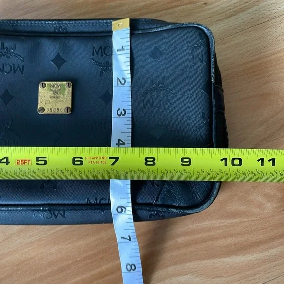 ⚡️MCM⚡️ Visetos vintage black clutch/pouch/everyday bag (wristlet no strap) - Picture 16 of 16